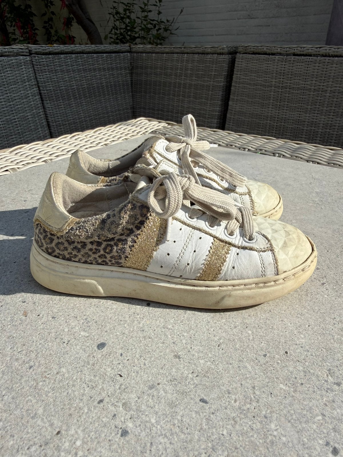 Sneakers pinocchio maat 30, Gebruikt, Meisje, Schoenen, Ophalen of Verzenden