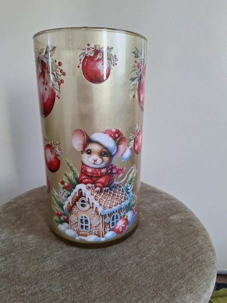 Mooie vaas, eigenlijk voor de kerst, Ophalen