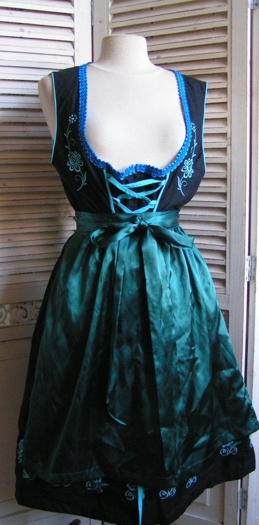 tiroler dirndl jurk en schort maat 44 nr EE 510, Kleding | Dames, Verzenden, Maat 42/44 (L), Kleding, Oscar trachten
