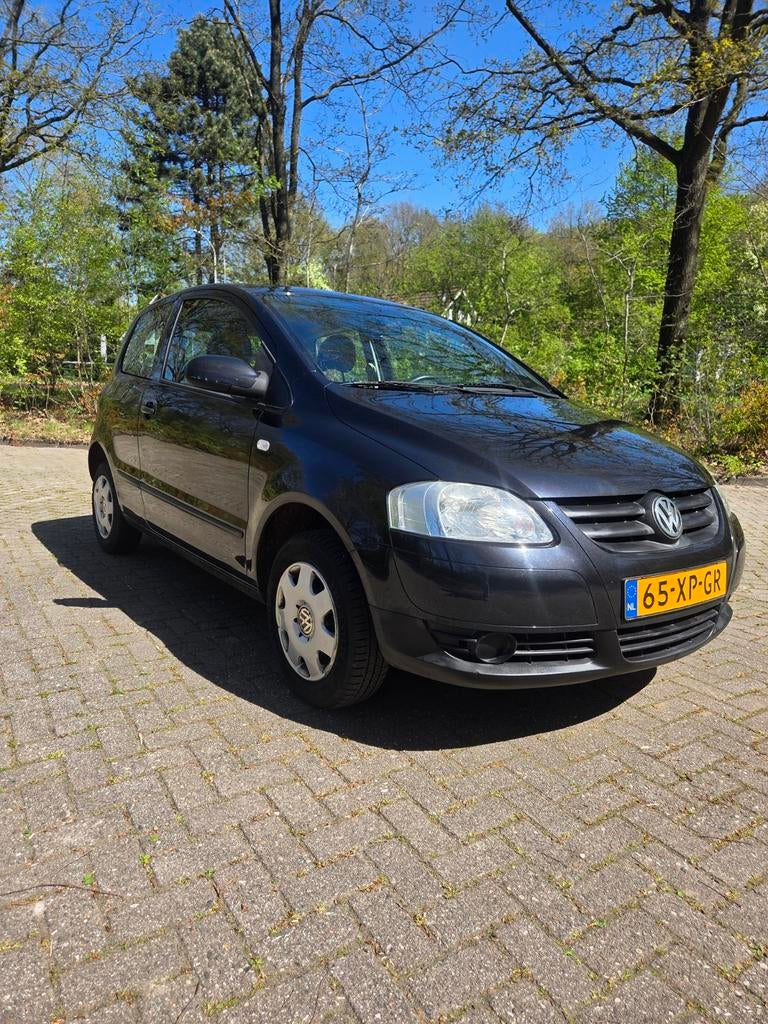 Volkswagen Fox 1.2 40KW 2007 Zwart, Voorwielaandrijving, Stof, 4 stoelen, 1198 cc