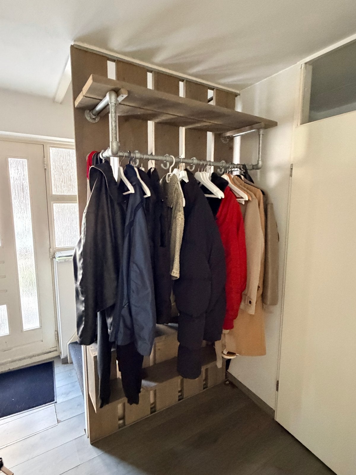 Steigerhouten kapstok met schoenenrek en metalen roede, Huis en Inrichting, Woonaccessoires | Kapstokken, Gebruikt, 200 cm of meer
