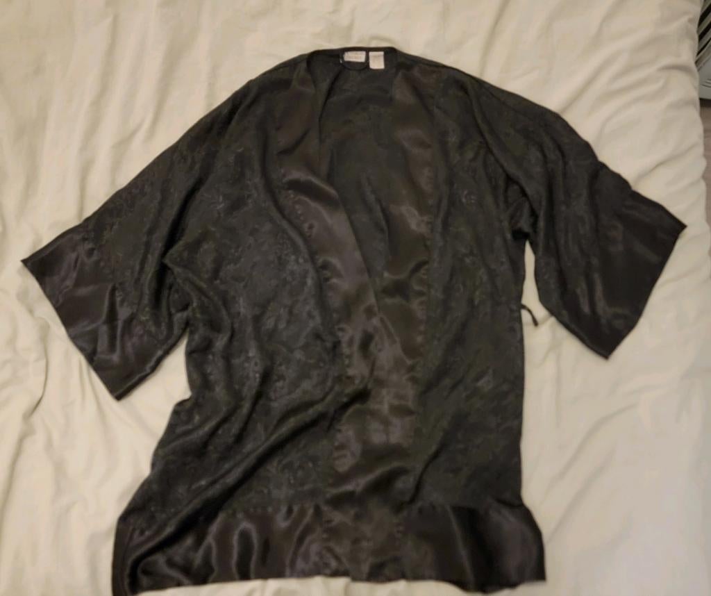 Victoria's secret black satin mini robe, Victoria's Secret, Ophalen, Gedragen, Maat 36 (S)