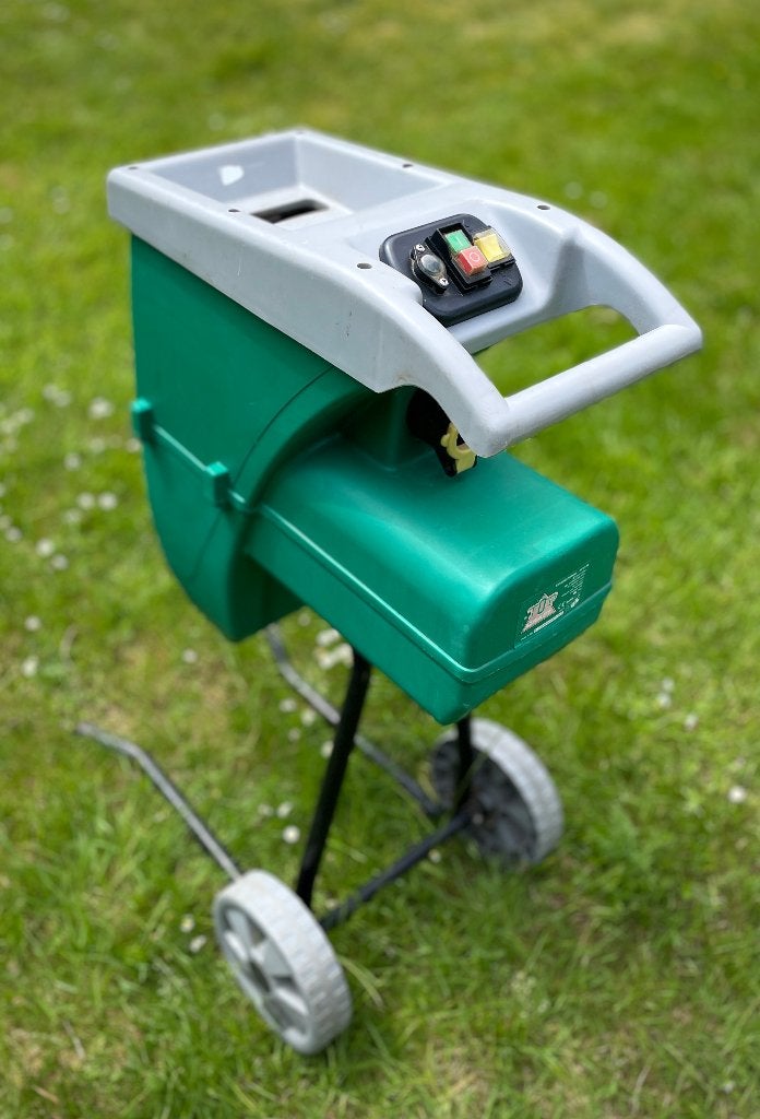 Hakselaar / houtversnipperaar / versnipperaar, Ophalen, Gebruikt, Elektrisch, Topcraft Garden