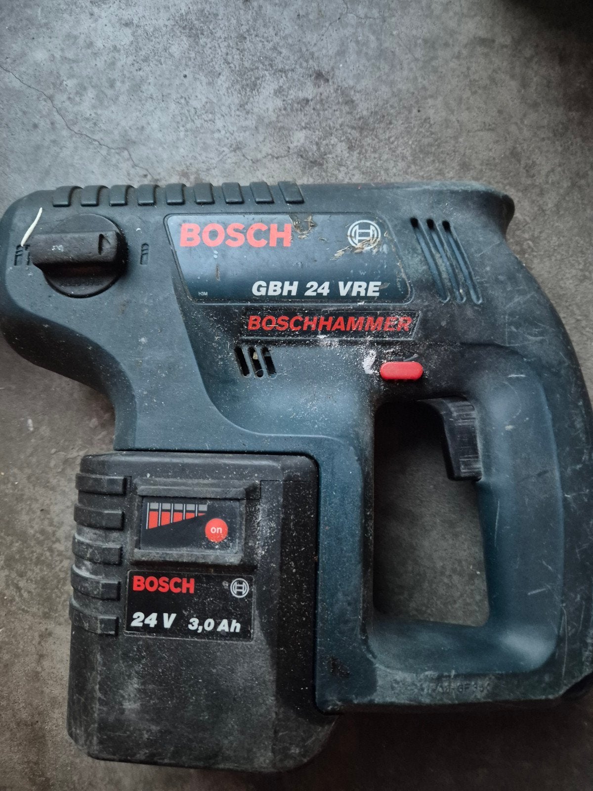 Bosch accu klopboormachine, Ophalen, Boormachine