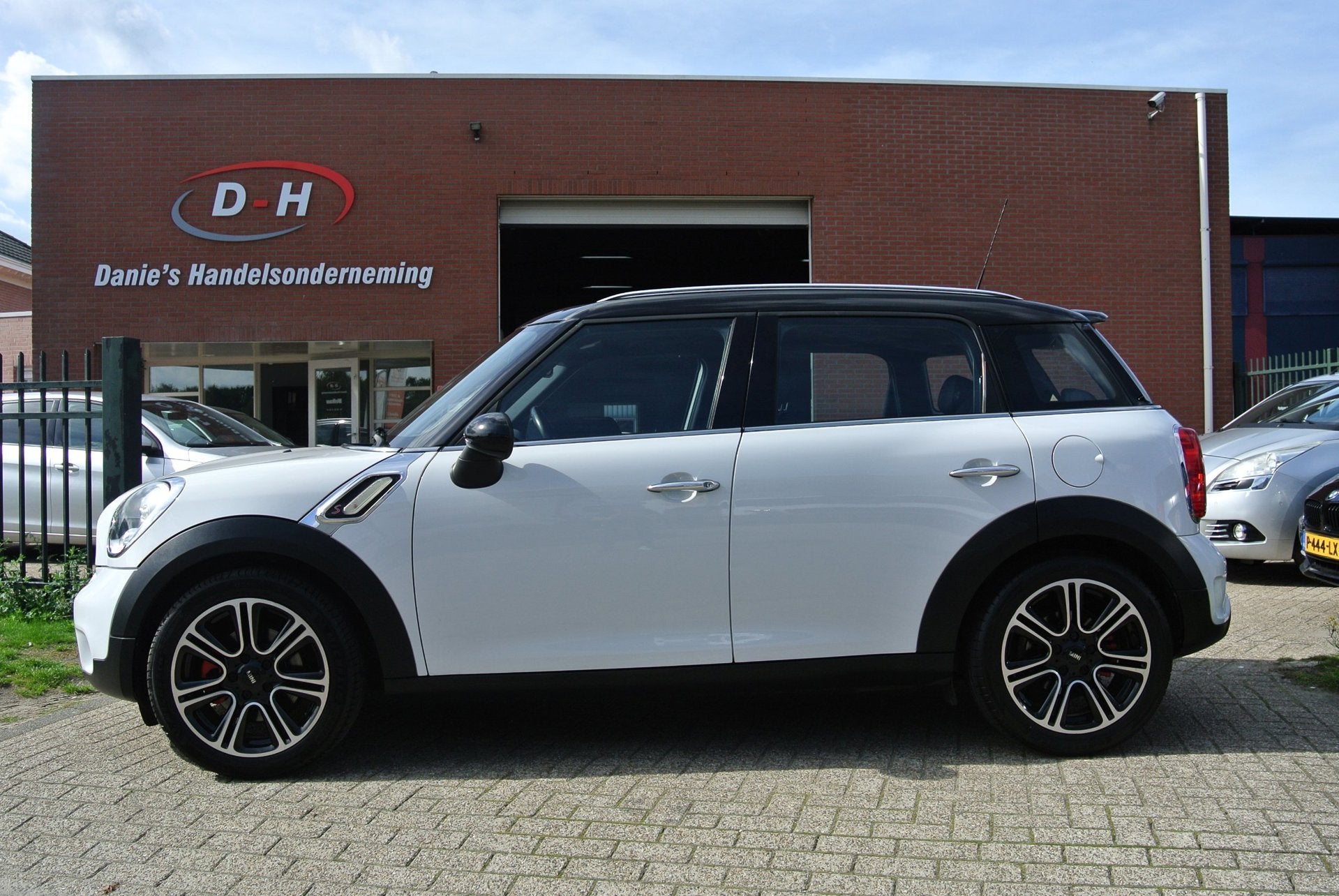 Mini Countryman 1.6 Cooper S Chili leder panoramadak inruil, Auto's, Voorwielaandrijving, Euro 5, Gebruikt, 750 kg