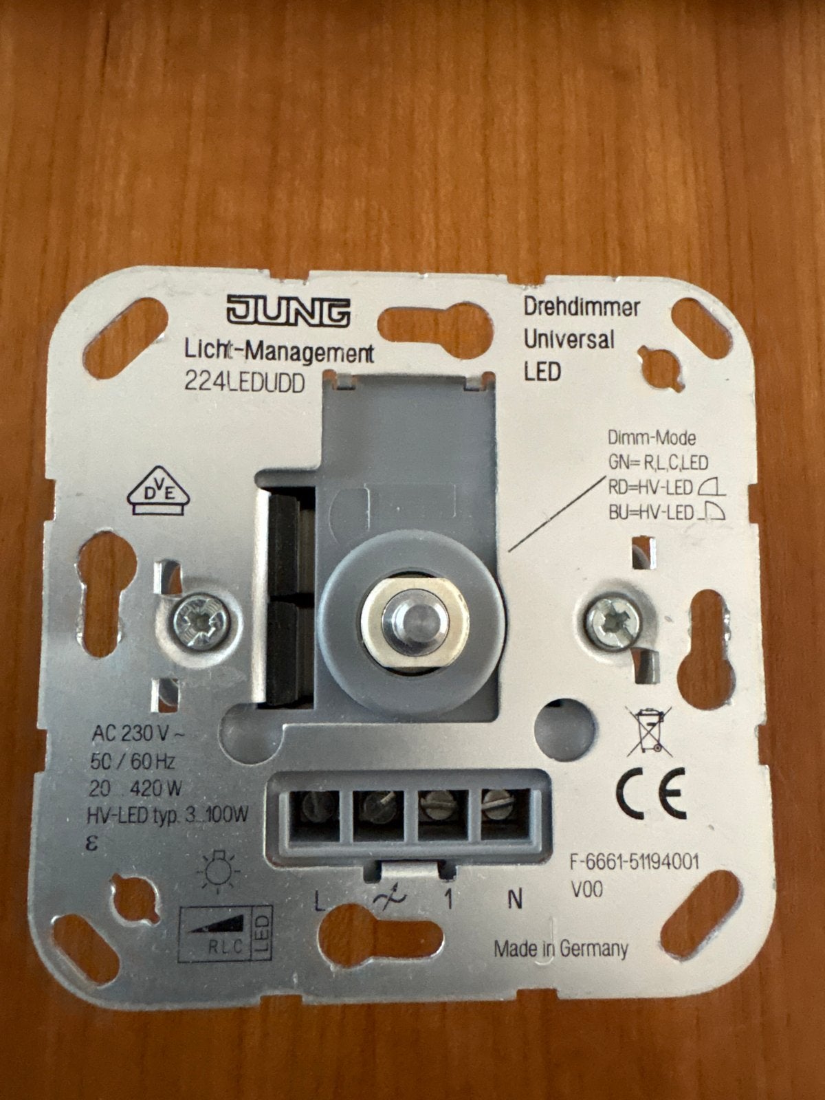 JUNG Universele LED Draaidimmer 224LEDUDD, Ophalen of Verzenden, Zo goed als nieuw, Jung, Dimmer