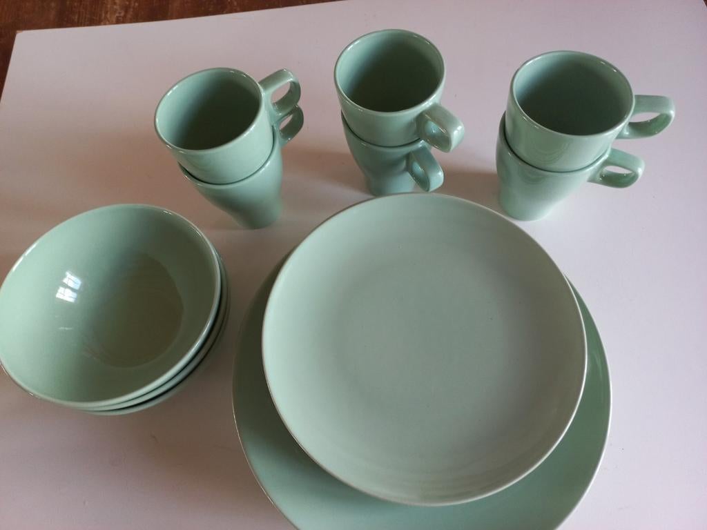 Ikea servies restant, Huis en Inrichting, Keuken | Servies, Ophalen of Verzenden, Aardewerk, Overige stijlen, Bord(en)
