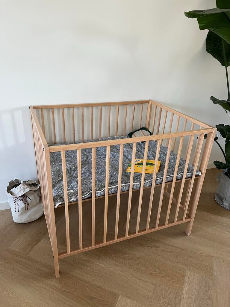 Houten box met Koeka boxkleed grijsblauw 95x73cm, Kinderen en Baby's, Boxen, Ophalen, Gebruikt, Rechthoekig, Boxkleed