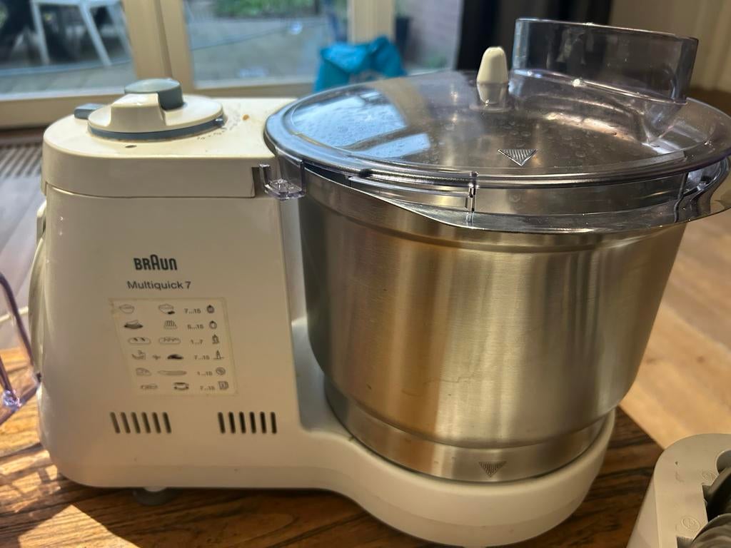 Braun Multiquick keukenmachine, zeer compleet, 3 tot 4 liter, Ophalen, Gebruikt, 3 snelheden of meer