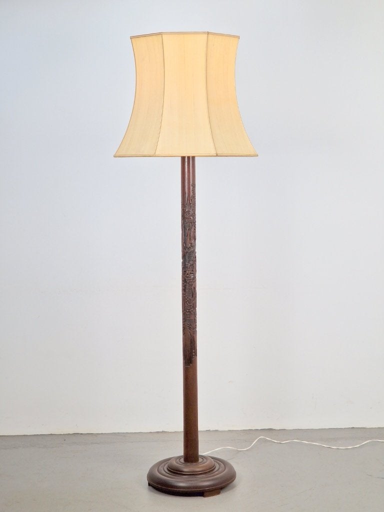 Vintage Oosters gesneden Mahonie vloerlamp Art Deco 1930, Art deco, Zo goed als nieuw, 150 tot 200 cm, Hout