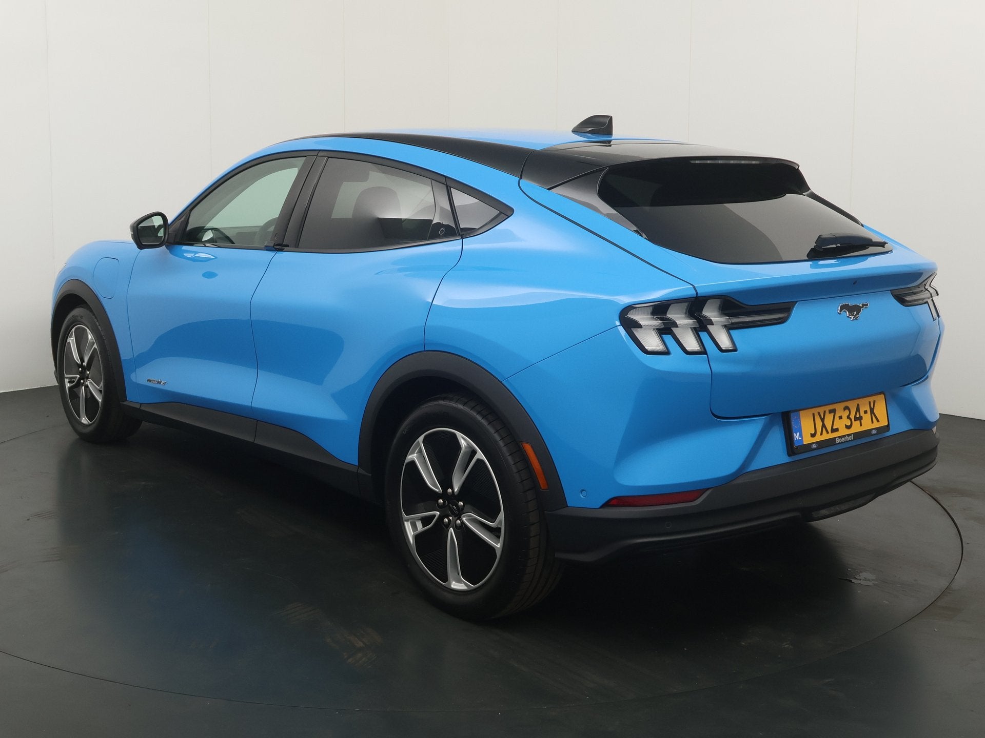Ford Mustang Mach-E RWD 75 kWh 268 pk | Adapt. cruise | LED, Auto's, Ford, Dealer onderhouden, Achterwielaandrijving, Blauw, 75 kWh