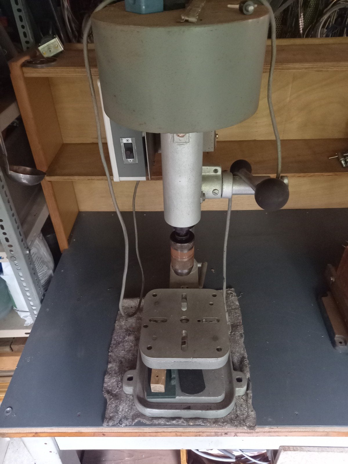 Vintage Kolomboormachine - Perfect voor de Werkplaats, Doe-het-zelf en Verbouw, Ophalen of Verzenden, Gebruikt, Kolomboormachine