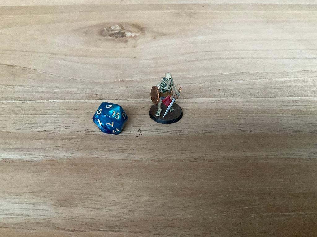 2 Handgeschilderde kleine skeletkrijgers miniatuur – Dnd, Figuurtje(s), Ophalen of Verzenden, Geverfd, Nieuw