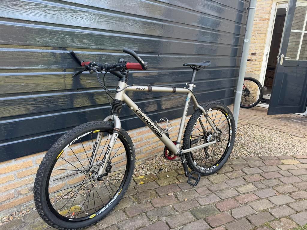 mountainbike Cannondale 200 euro, 57 cm of meer, Heren, Zo goed als nieuw, Ophalen