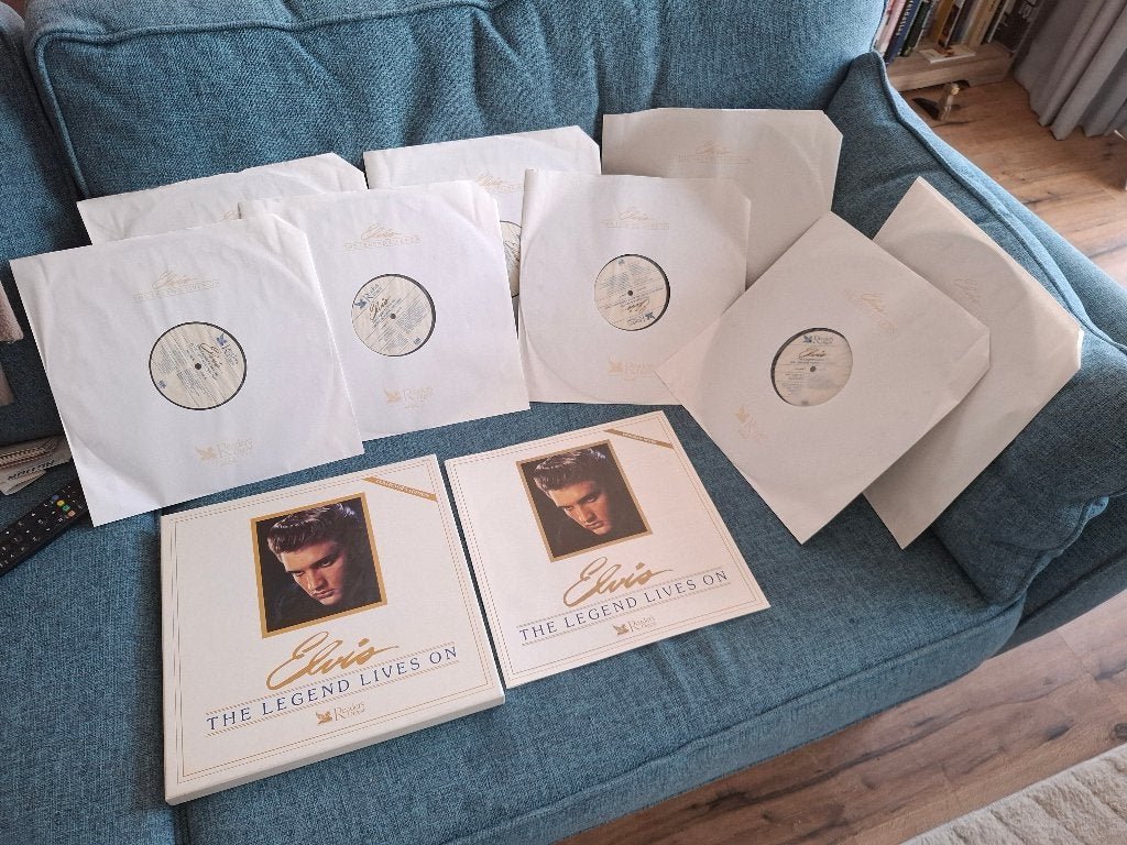 8-LP Box. Elvis: The legend lives on, LP, Inclusief binnenhoes, Verzenden, Zo goed als nieuw