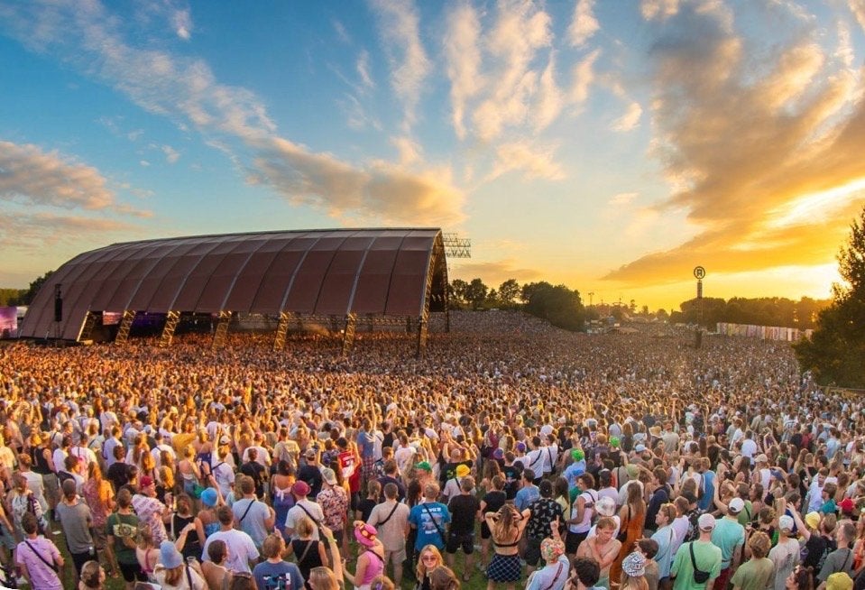 Opzoek naar lowlands kaartje, Eén persoon