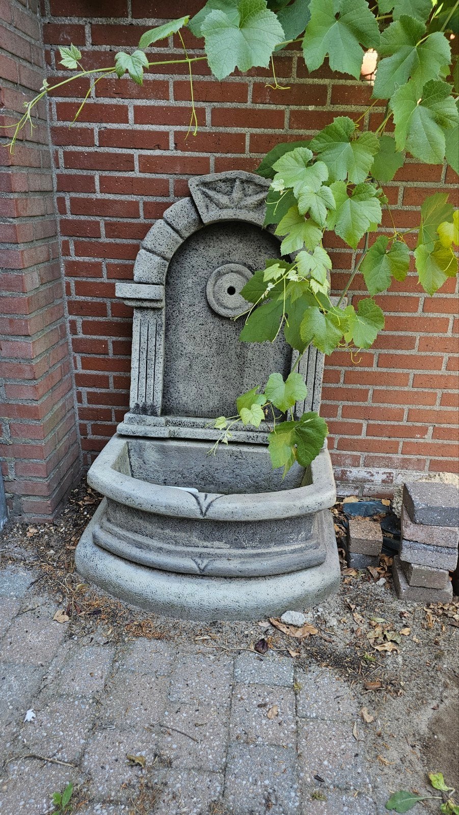Toscaanse Fontein, Tuin en Terras, Waterpartijen en Fonteinen, Ophalen, Beton, Fontein