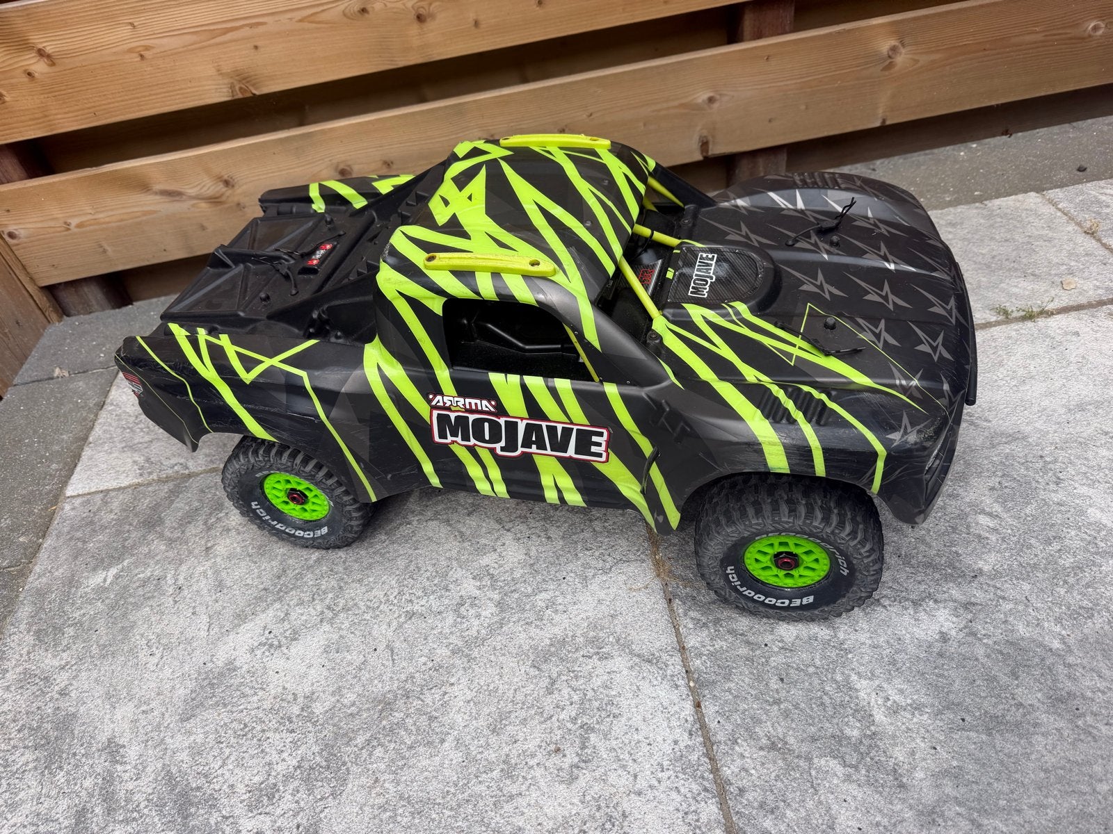 Arrma Mojave 6s V2, Elektro, Gebruikt, Auto offroad, Ophalen of Verzenden