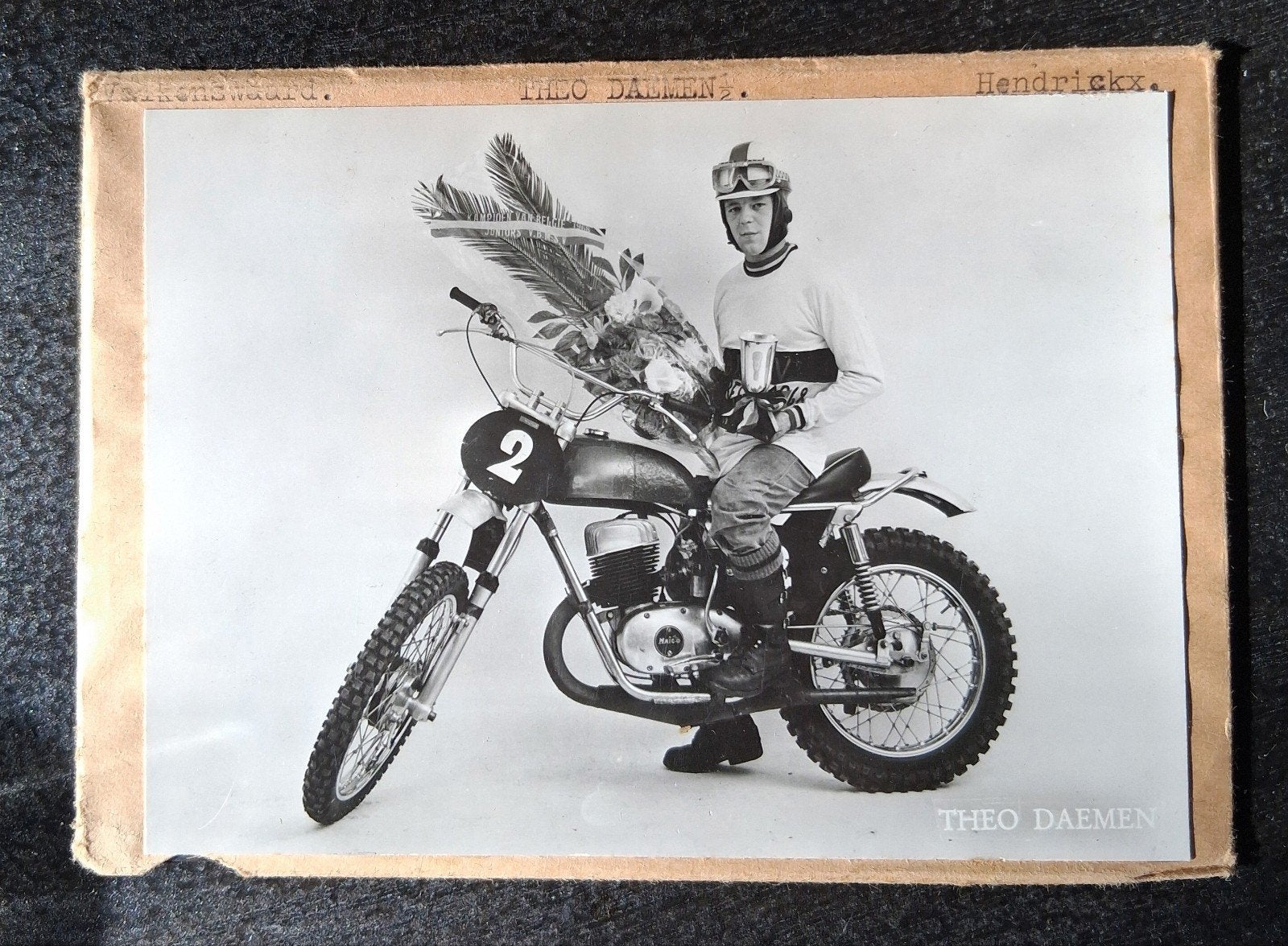Valkenswaard, 2 x Glasplaat Motorcoureur Theo Daemen, Ophalen of Verzenden, 1960 tot 1980, Ongelopen, Noord-Brabant
