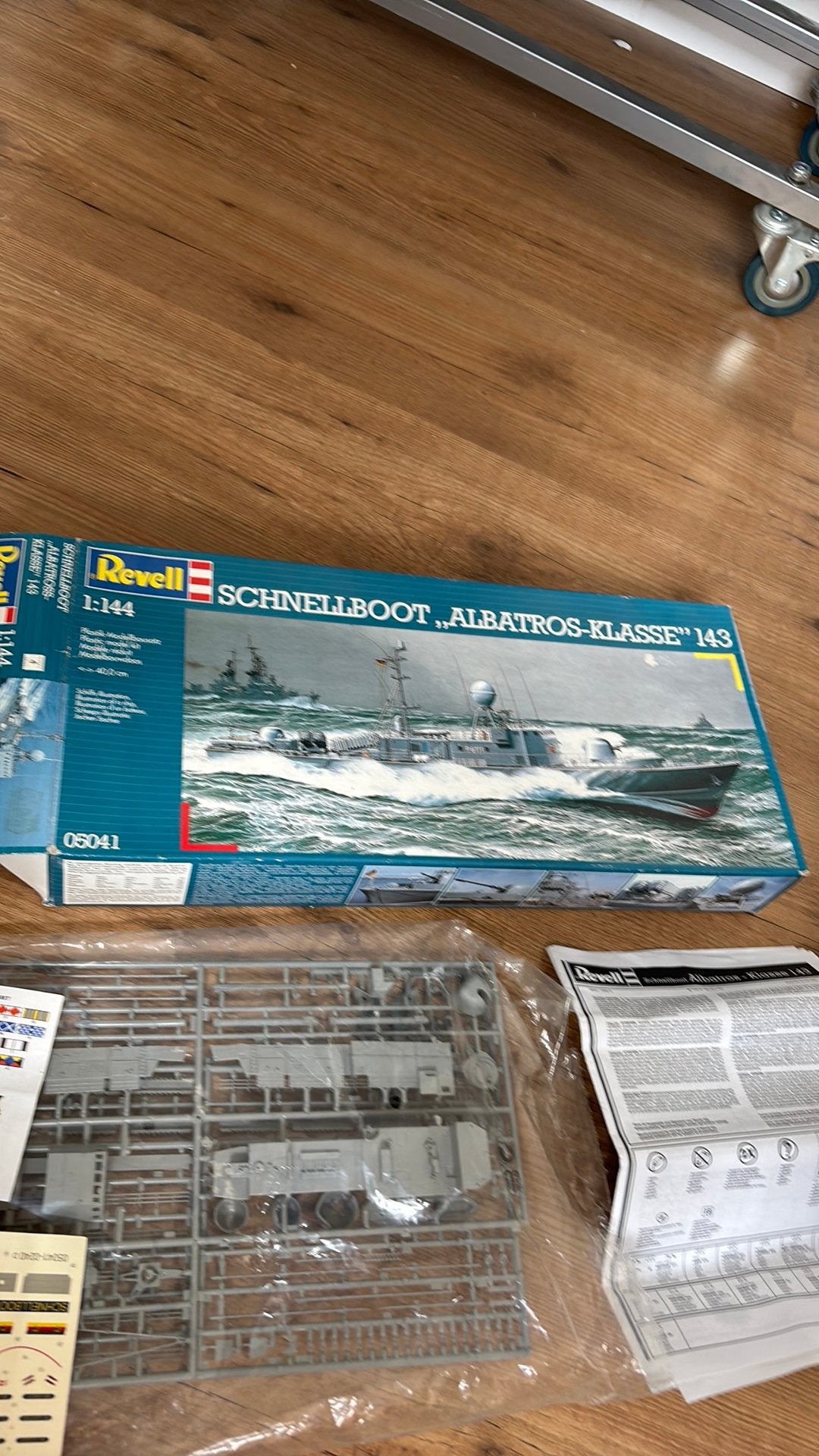 1/144 Schnellboot Albatros-Klasse Revell bouwdoos boot schip, Ophalen of Verzenden, Gebruikt, 1:50 tot 1:200, Revell