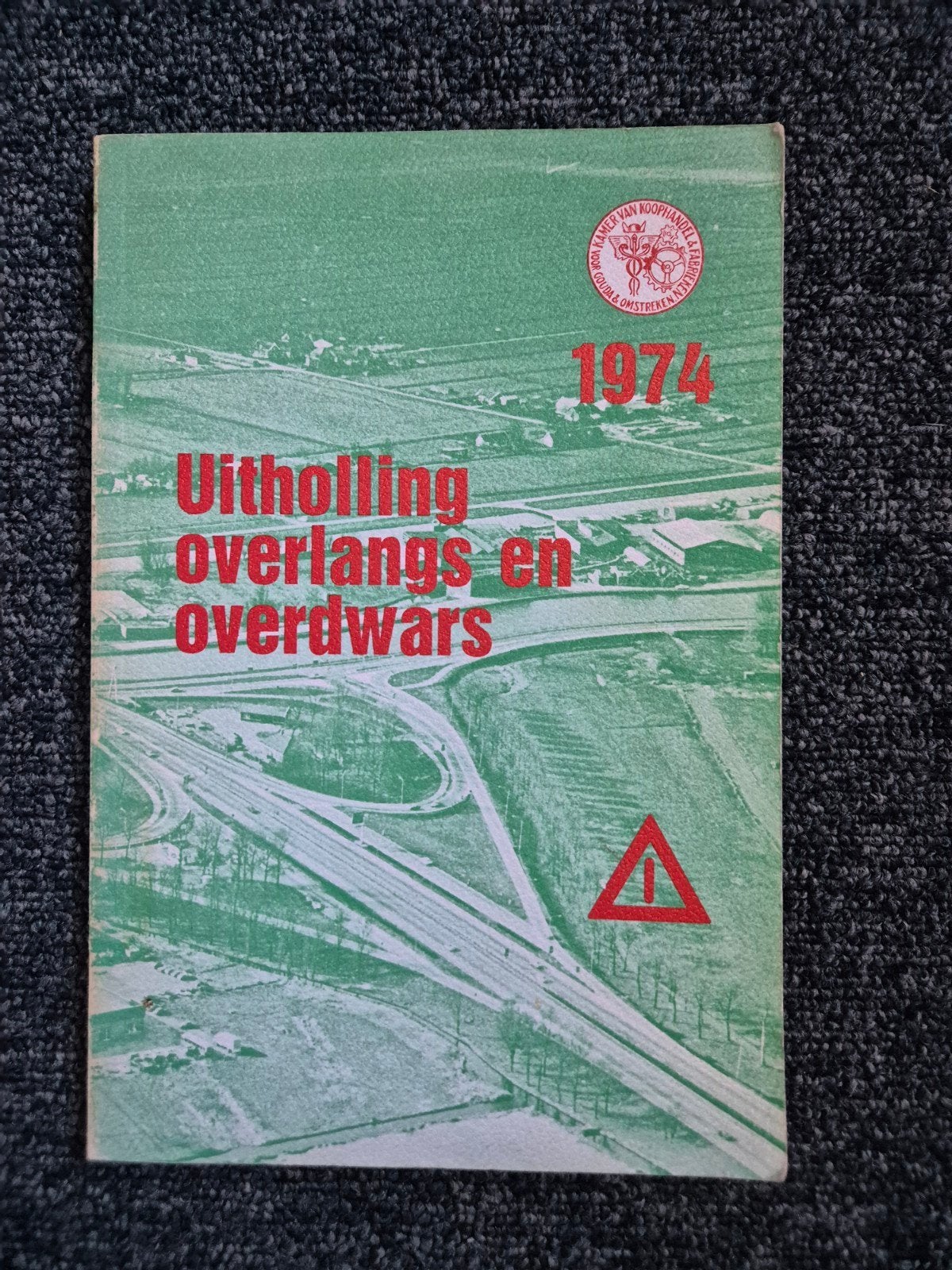 KvK Jaarboek Gouda 1974 - Uitholling overlangs en overdwars, Ophalen of Verzenden