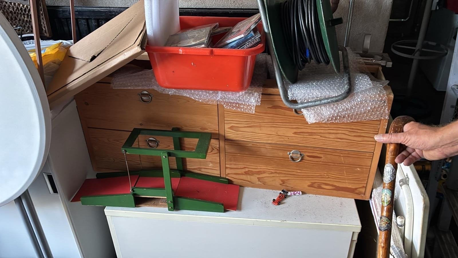 Bruin houten kastje met lades, Ophalen, Gebruikt