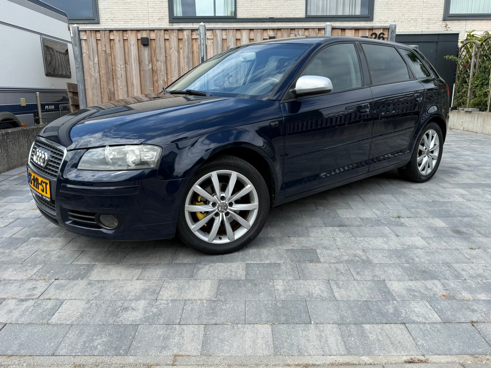 Audi A3 1.6 Sportback | 5 deurs | Airco | NAP | cruise contr, Voorwielaandrijving, Sportpakket, Stof, Zwart