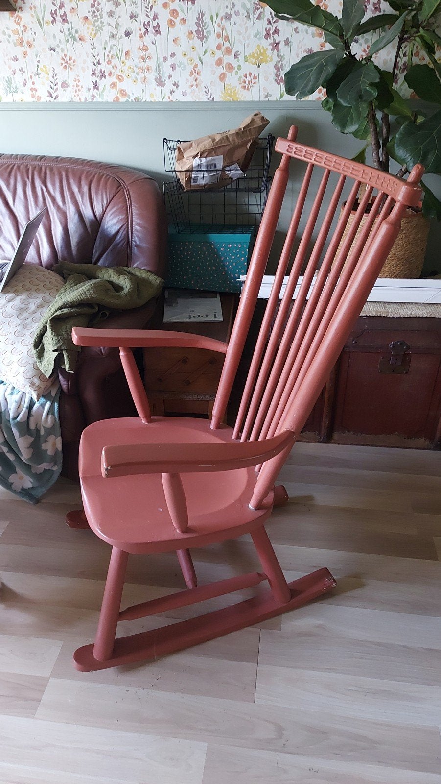 Schommelstoel, Ophalen, Rood, Hout, Eén