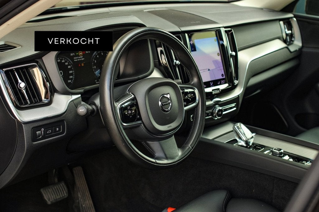 Volvo XC60 2.0 T6 Plug-in hybrid AWD Inscription *Pano*H/K*3, Automaat, Gebruikt, 1969 cc, 138 €/maand