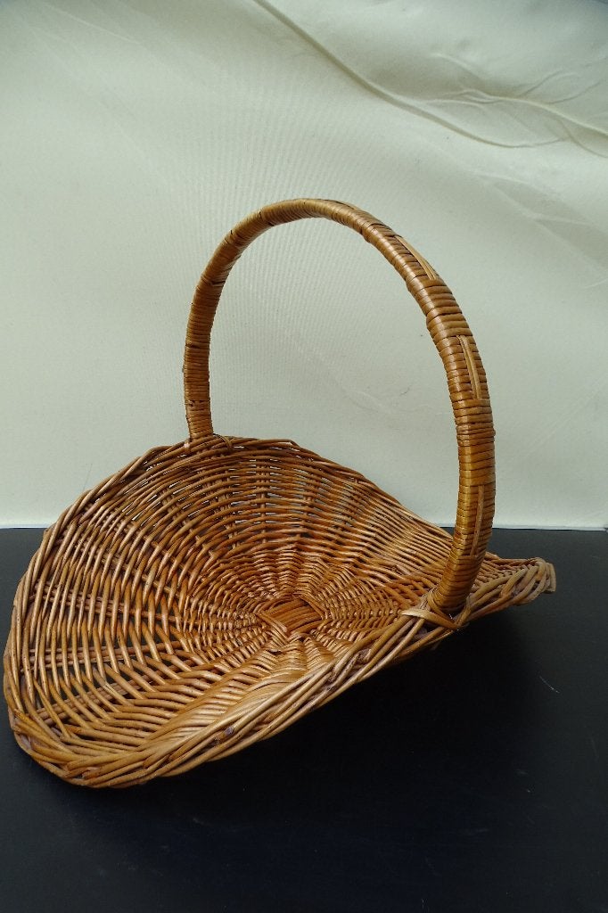Rieten lectuurmand, vintage, Huis en Inrichting, Woonaccessoires | Krantenbakken en Lectuurbakken, Ophalen, Gebruikt, Lectuurbak