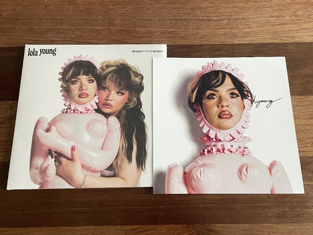 Vinyl LP Lola Young Im Only Fucking GESIGNEERD SPLATTER NEW, Limited edition, Ophalen of Verzenden, Nieuw in verpakking, 12 inch