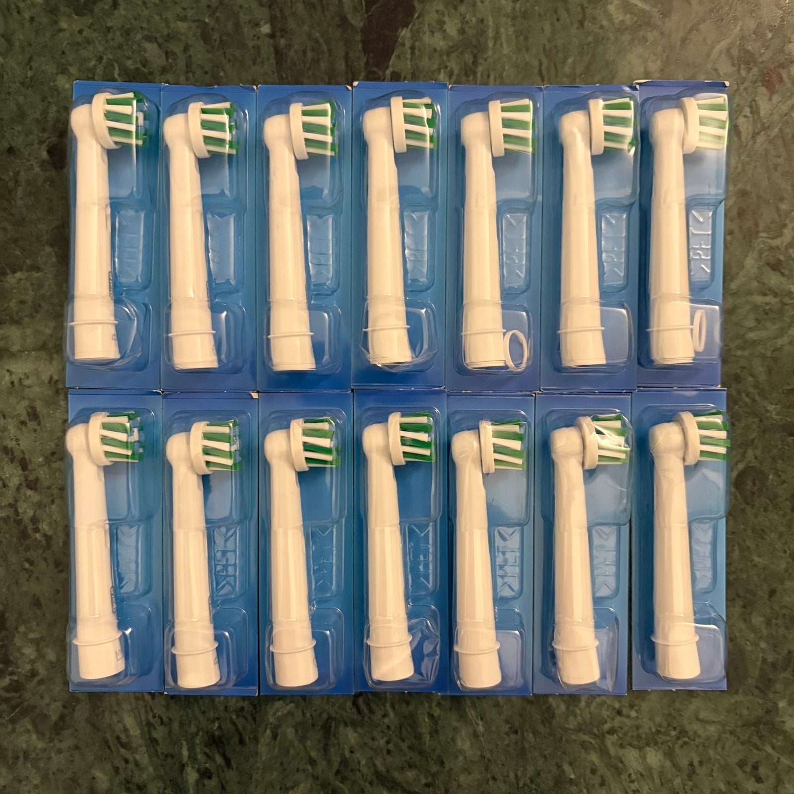 14x Oral-B Cross Action opzetborstels, Sieraden, Tassen en Uiterlijk, Uiterlijk | Mondverzorging, Ophalen of Verzenden, Nieuw