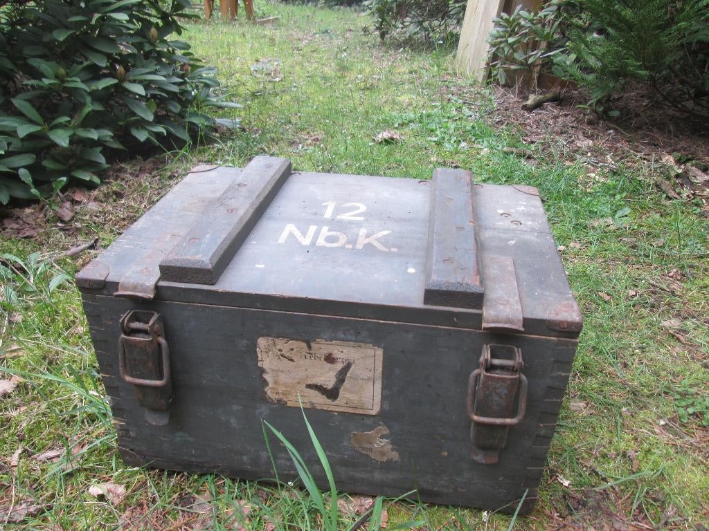 Duitse munitiekist Nebelwerfer 12 Nb.K. 1940, gemarkeerd., Ophalen of Verzenden, Landmacht, Nederland