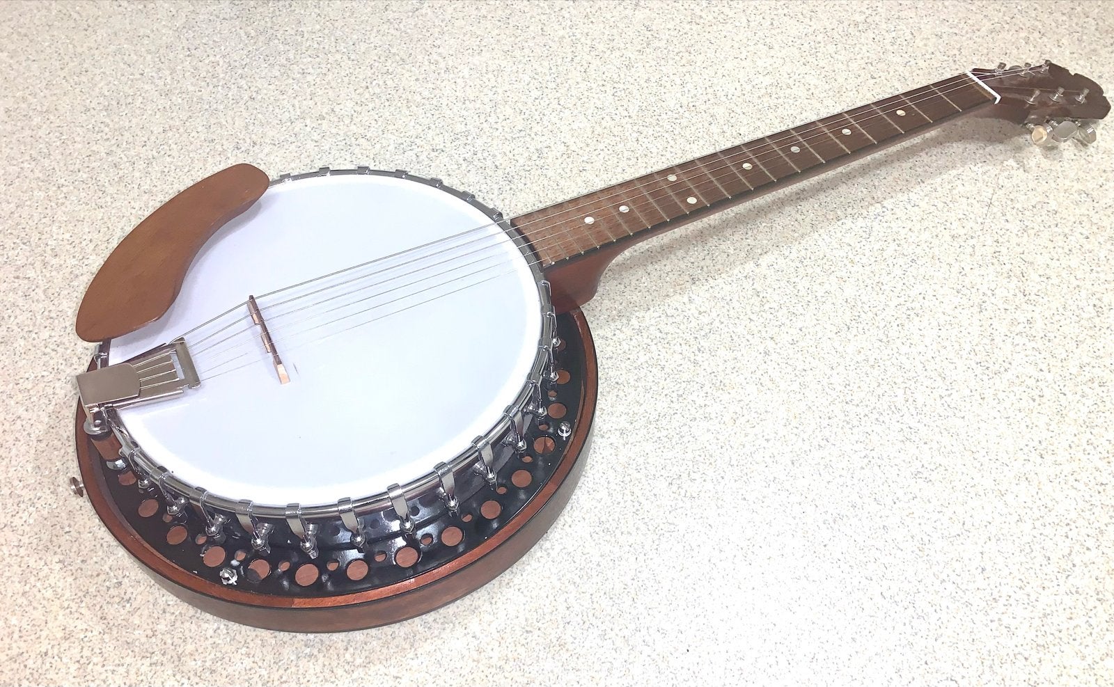 Gitaarbanjo - 6 string, Muziek en Instrumenten, Snaarinstrumenten | Banjo's, Ophalen of Verzenden, Gebruikt, Gitaarbanjo