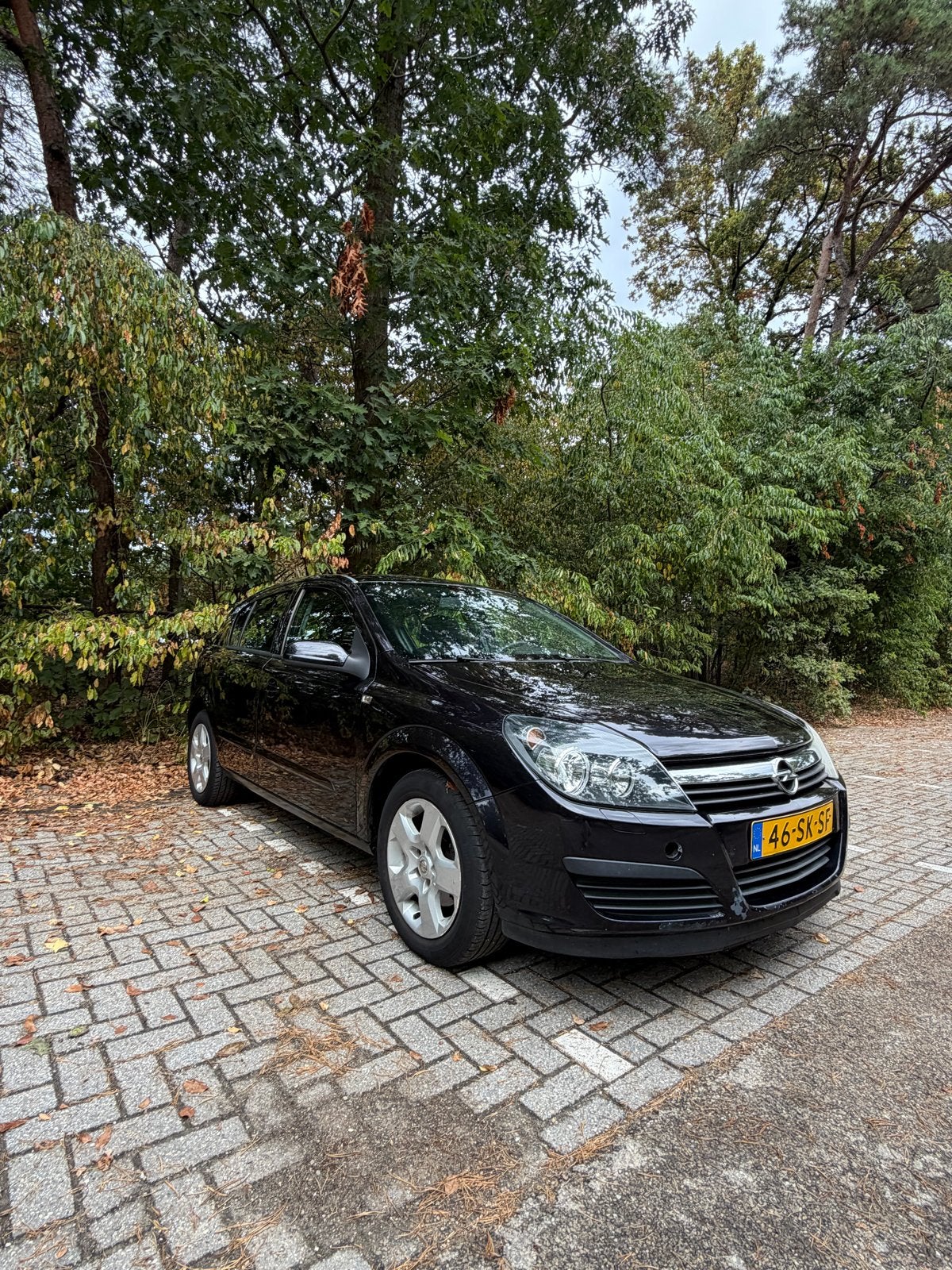 Opel Astra 1.4 16V 5D 2006 Zwart met APK tot mei 2027, Auto's, Stof, Zwart, 4 cilinders, Handgeschakeld