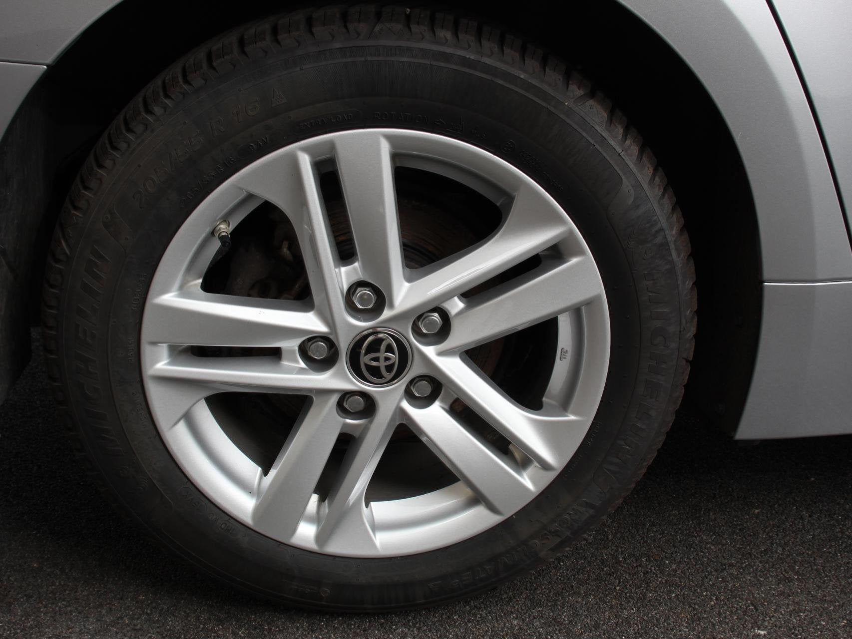 Toyota Corolla Touring Sports 1.8 Automaat Hybrid Business C, Auto's, Toyota, Gebruikt, 4 cilinders, Corolla, Hybride Elektrisch/Benzine