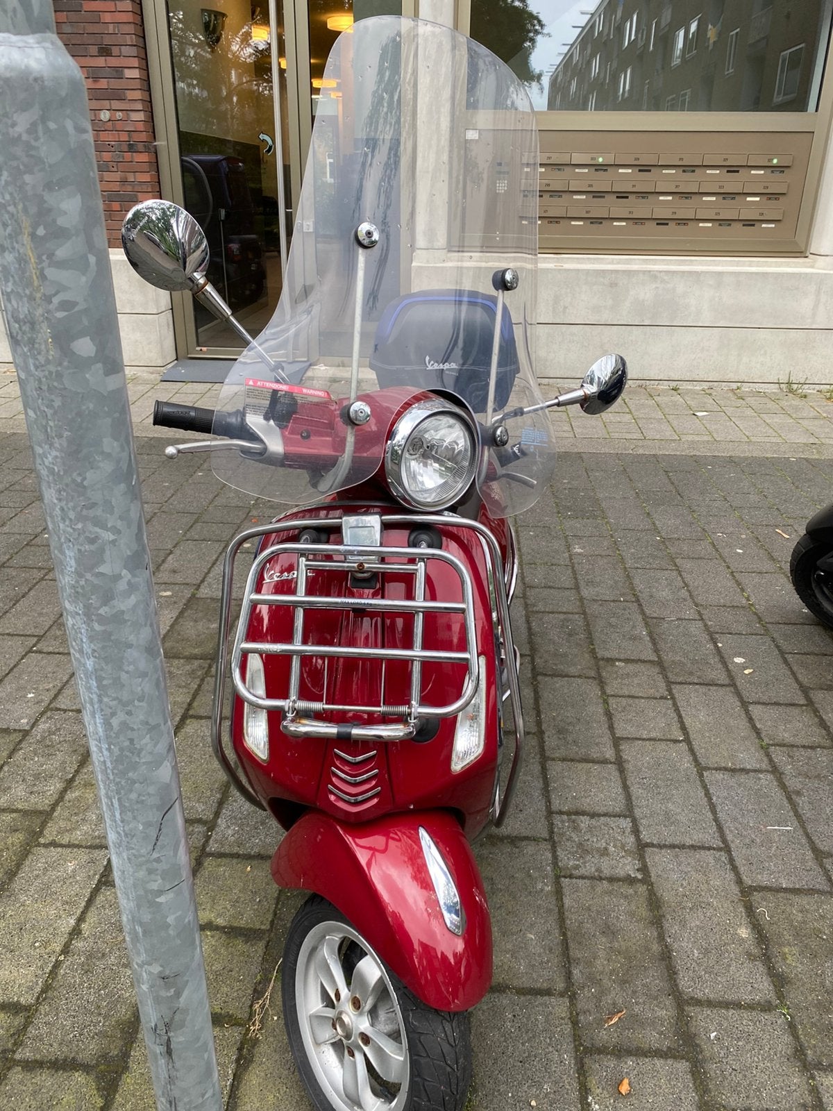 Vespa Primavera 2018 Rood., Ophalen, Overige modellen, Maximaal 45 km/u, Zo goed als nieuw