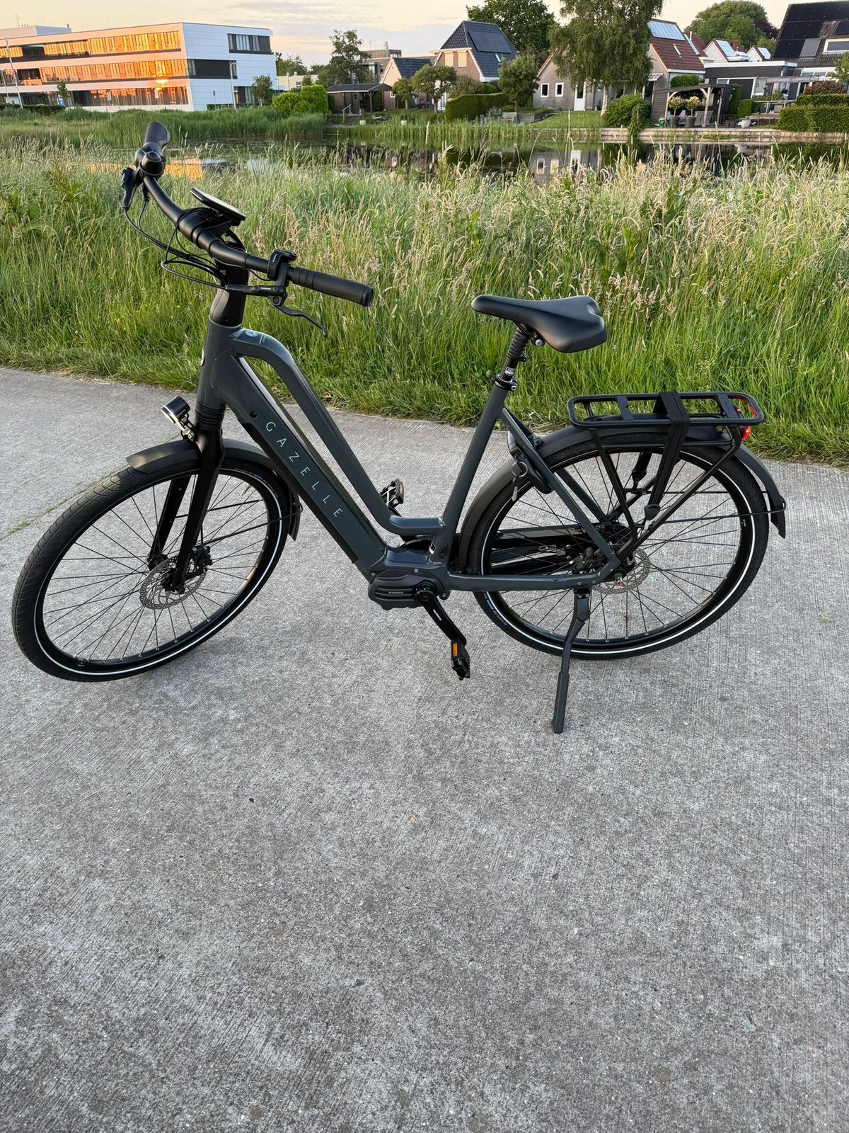 Gazelle Chamonix C7 Elektrische fiets met slechts 1990km!, Ophalen, Zo goed als nieuw, 50 km per accu of meer, 55 tot 59 cm
