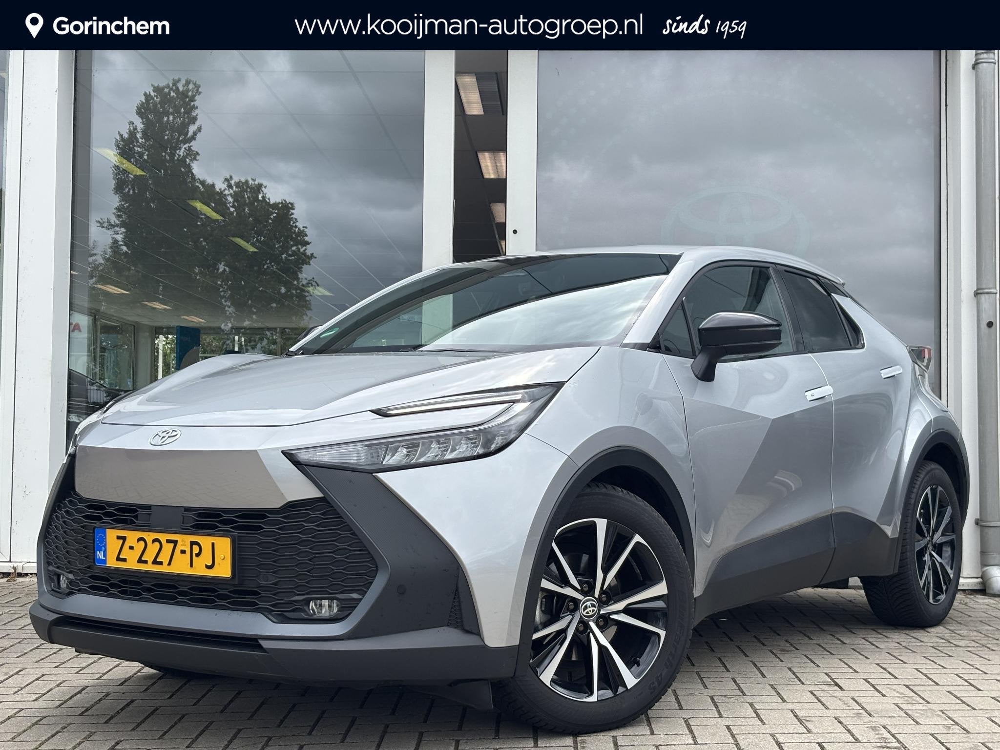 Toyota C-HR 1.8 Hybrid 140 Dynamic | Garantie tot 6-2034 | 1, Auto's, Stof, Euro 6, 4 cilinders, Origineel Nederlands