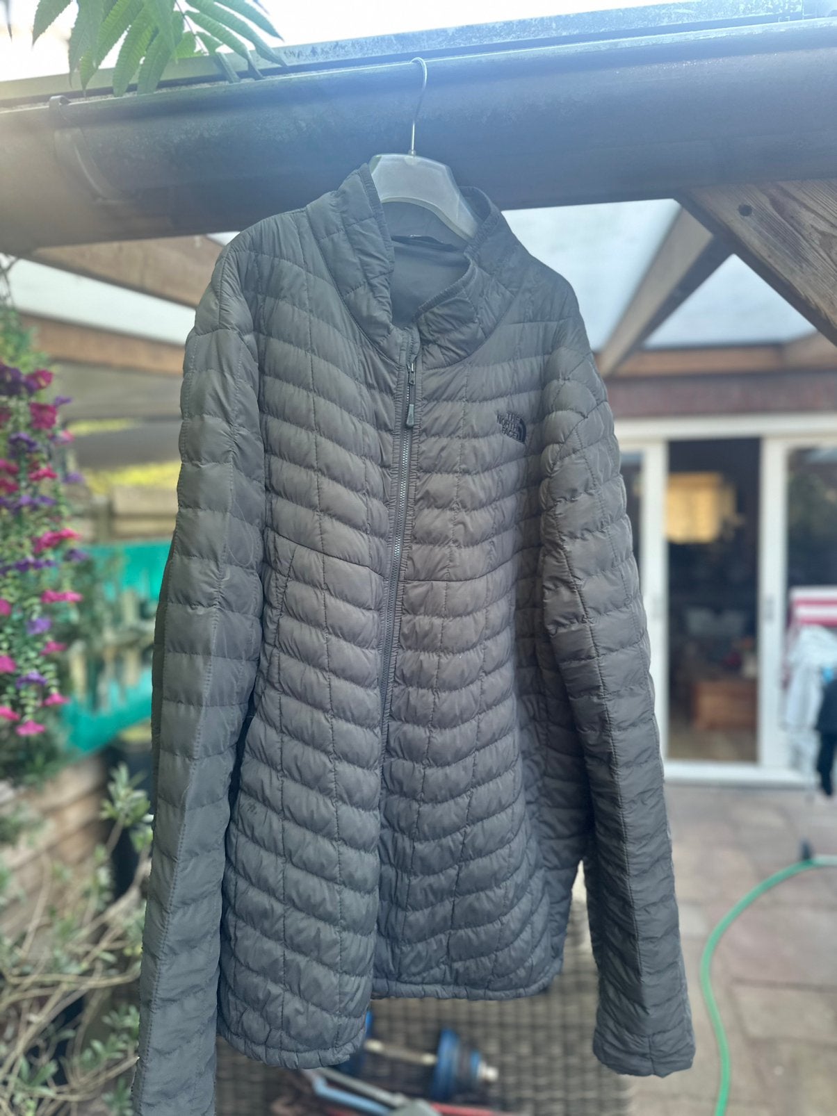 The north face tussenjas xxl valt groot(3xl?) origineel, Kleding | Heren, Ophalen of Verzenden, Gedragen, Overige maten, Grijs