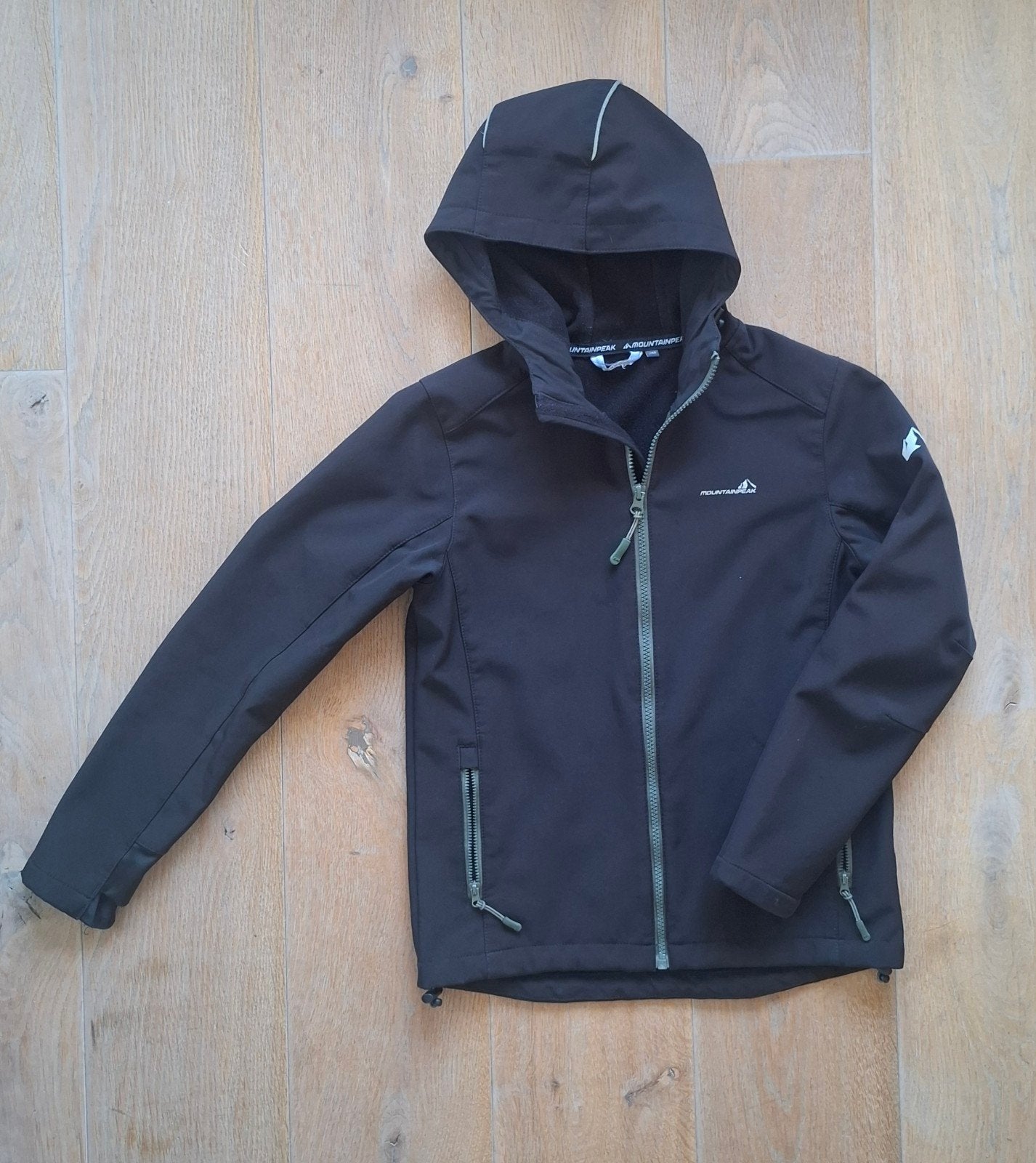 Mountain Peak Softshell Jas Zwart - Maat 152, Kinderen en Baby's, Jongen of Meisje, Ophalen of Verzenden, Zo goed als nieuw, Mountain Peak