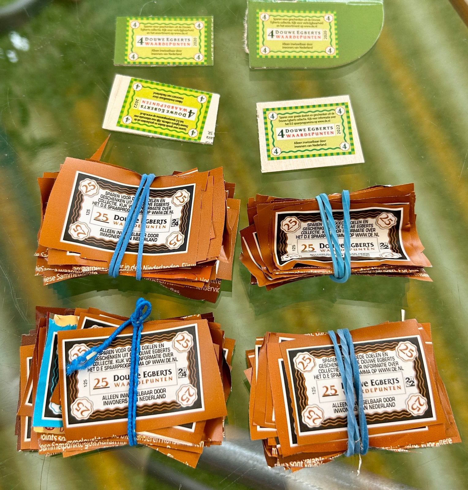 Douwe Egberts waarde punten 4016 punten., Ophalen, Koffie of Thee, Zegels, Bonnen of Punten