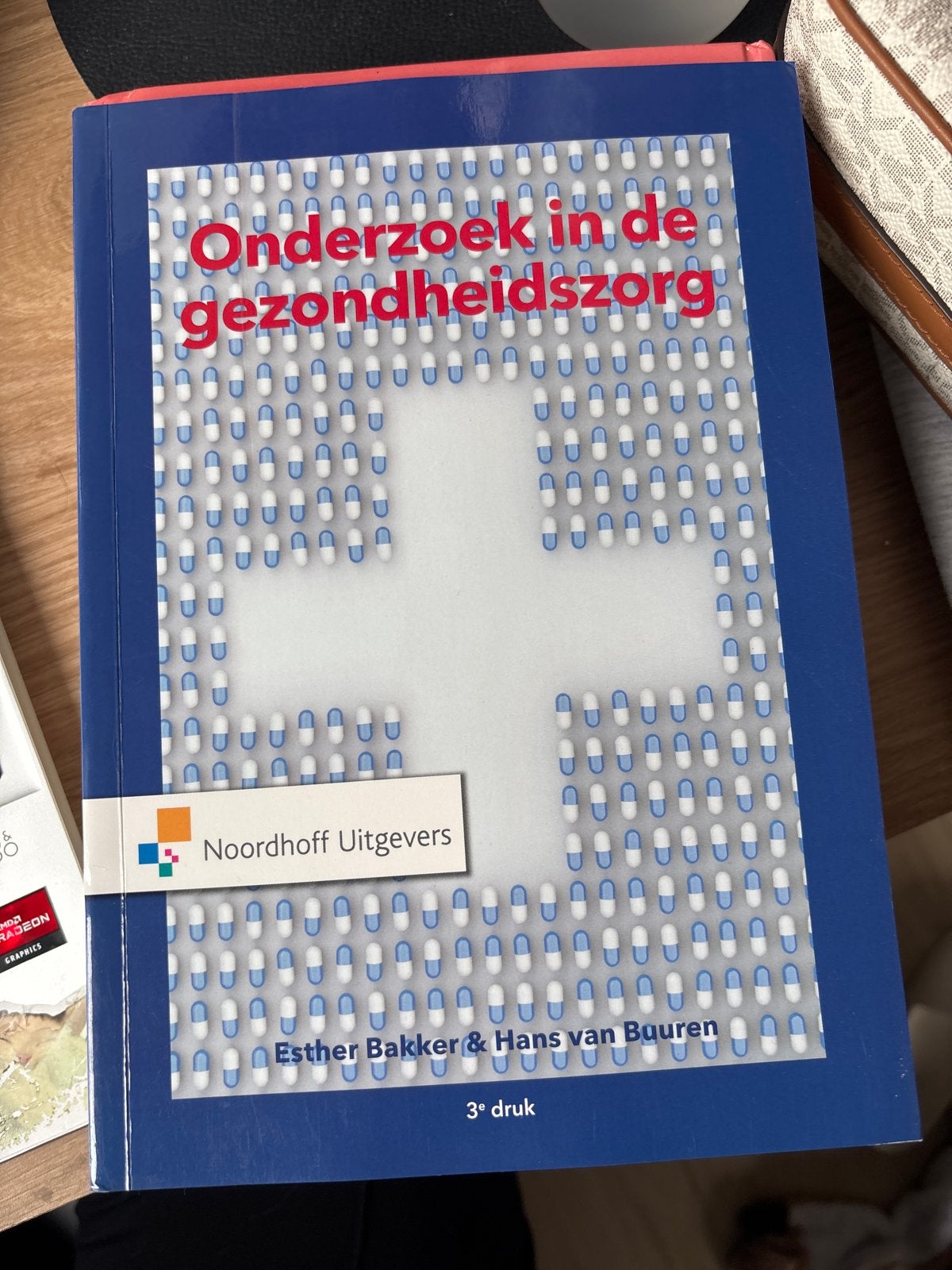 Onderzoek in de gezondheidszorg - Esther Bakker & Hans van B, Boeken, Ophalen of Verzenden, Gamma, Zo goed als nieuw, HBO