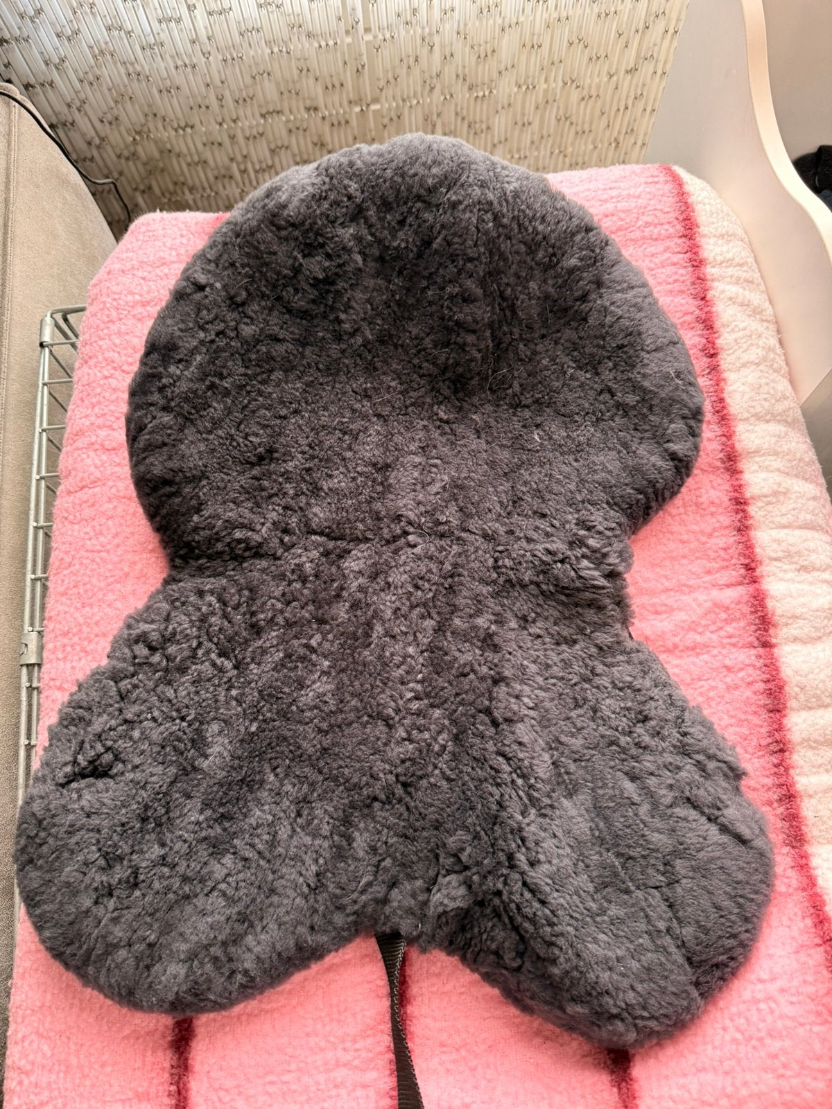 Saddle seat cover, Dieren en Toebehoren, Paarden en Pony's | Dekens en Dekjes, Ophalen of Verzenden, Zo goed als nieuw