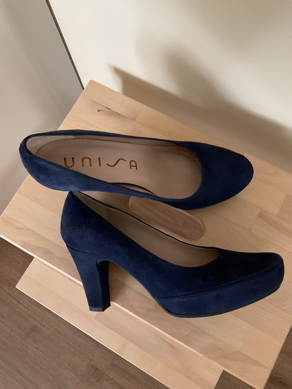 Pumps van Unisa maat 37, Kleding | Dames, Schoenen, Ophalen of Verzenden, Zo goed als nieuw, Overige kleuren