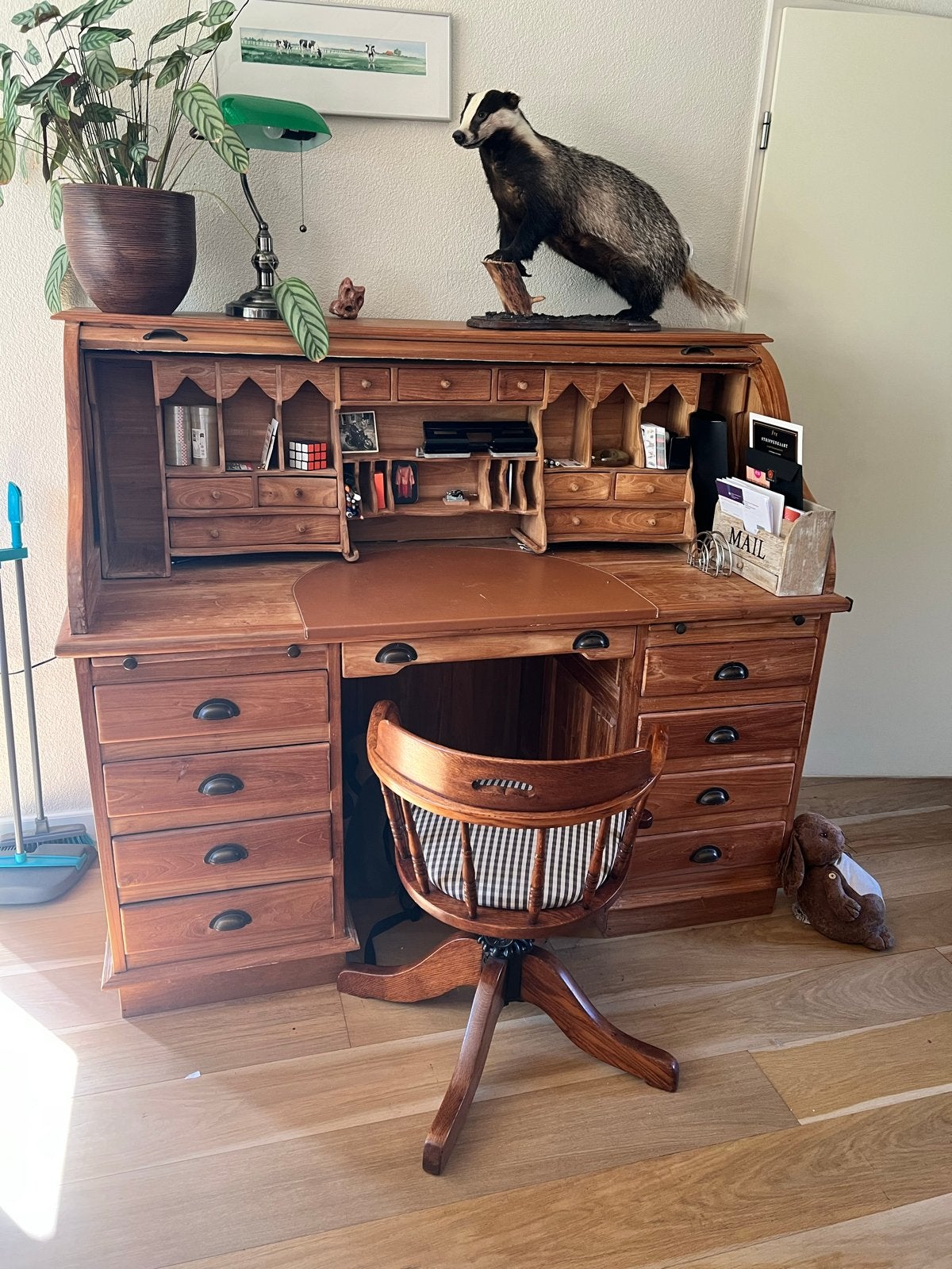 Antieke secretaire / rolluikbureau met bijpassende stoel, Ophalen