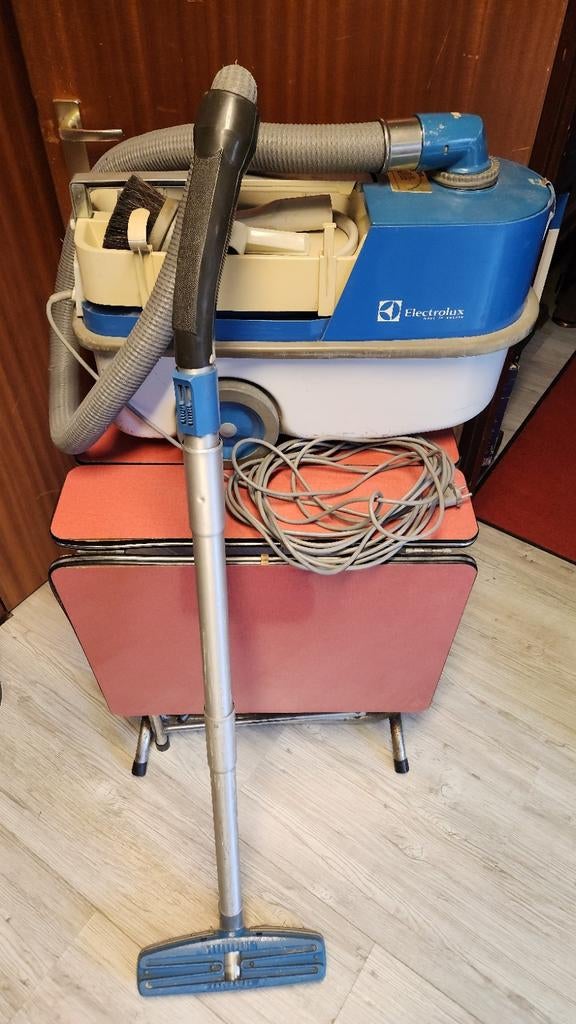 Electrolux stofzuiger, Ophalen