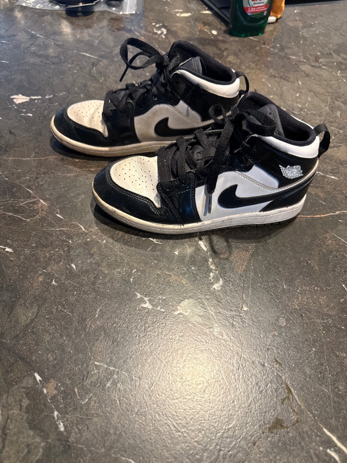 Nike Air Jordan 1 Mid sneakers zwart/wit maat 33,5, Kinderen en Baby's, Ophalen of Verzenden, Gebruikt, Jongen of Meisje, Sportschoenen