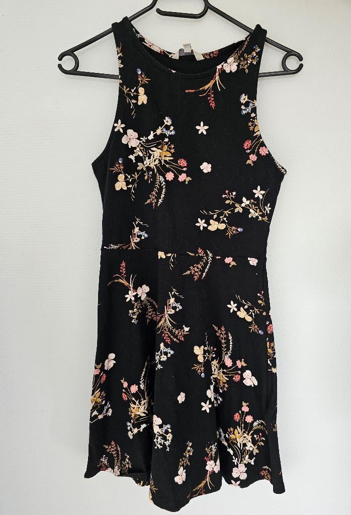 zwart kleedje met bloemenprint, Maat 38/40 (M), Zwart, Ophalen of Verzenden, Clockhouse