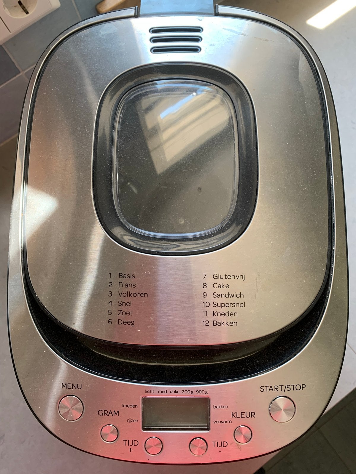 Broodbakmachine - Zo goed als nieuw, Witgoed en Apparatuur, Broodbakmachines, 800 tot 1200 gram deeg, Zo goed als nieuw, Kijkvenster